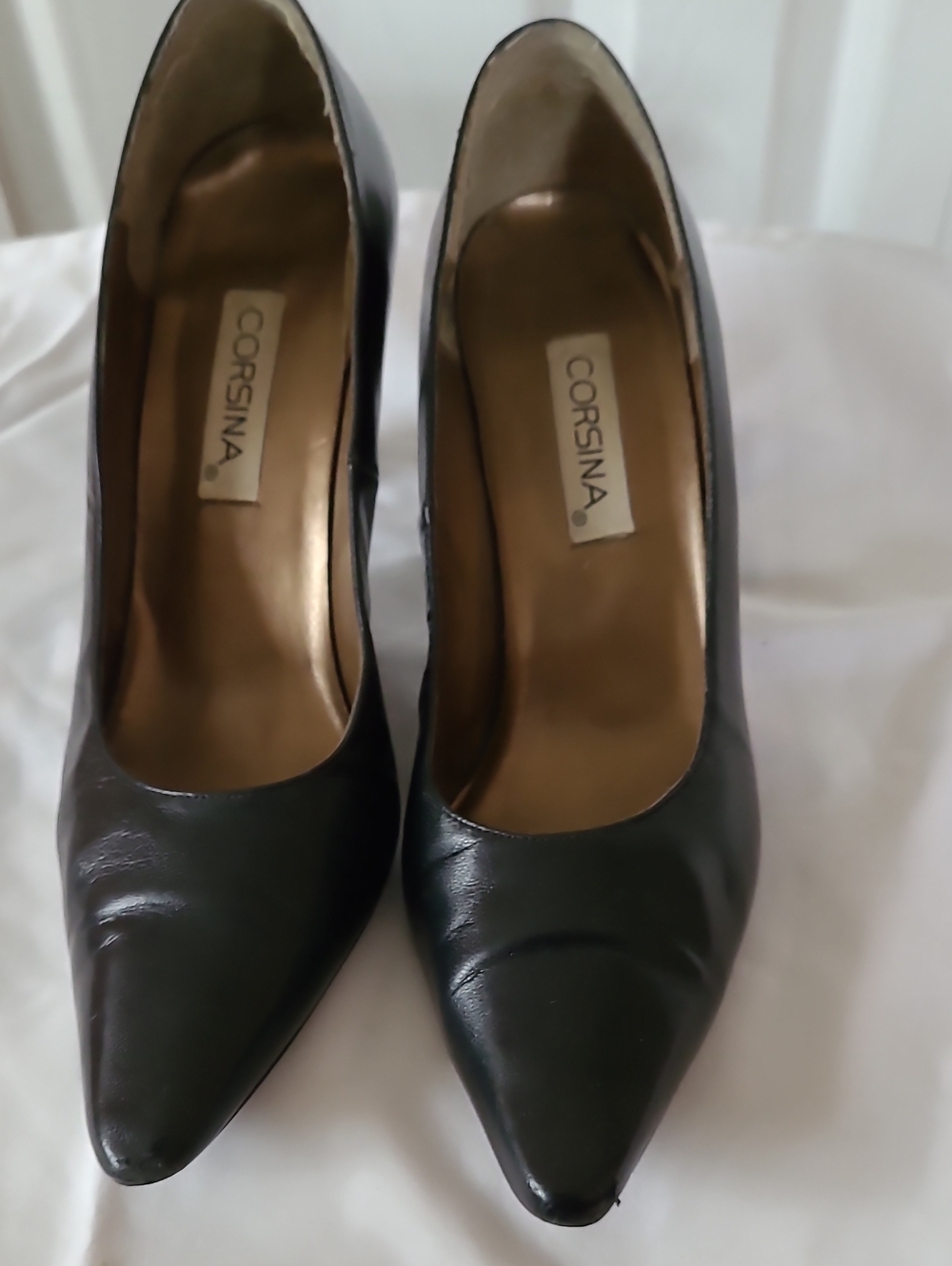 Corsina Black Pointed-Toe Heels